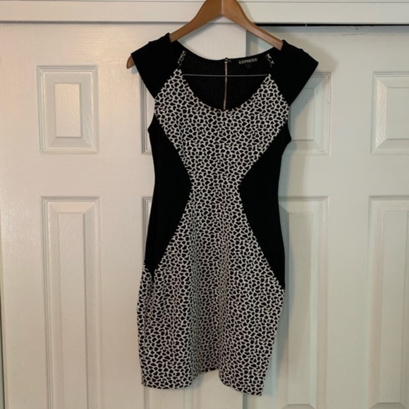 Express Black and White body-con Dress Size 2 - Picture 1 of 8